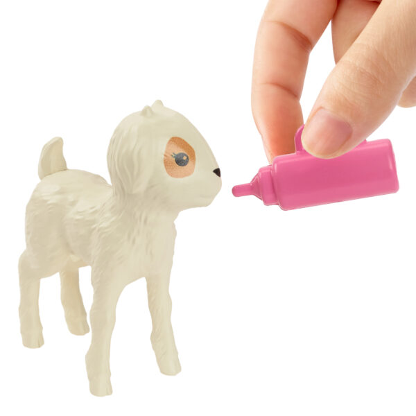 Barbie Farm Playset – 10-Piece Set with 5 Farm Animals & Feeding Accessories for Kids Ages 3+ - Image 2