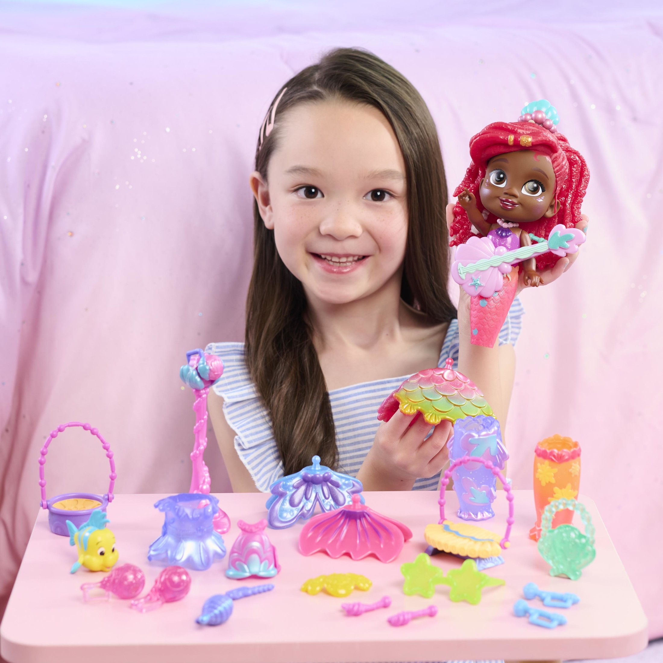 Disney Junior Ariel Pop Tails Deluxe Sea-Beat Set – 7-Inch Figure with Fashions & Accessories, 27-Piece Mermaid Toy - Image 2