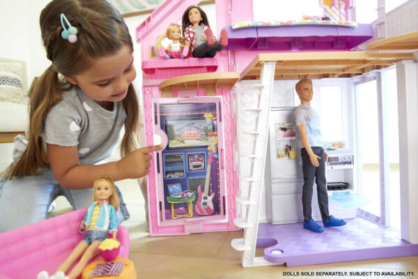 Barbie Malibu House Dollhouse Playset with 6 Rooms, Transforming Features & 25+ Accessories, Multicolor - Image 3